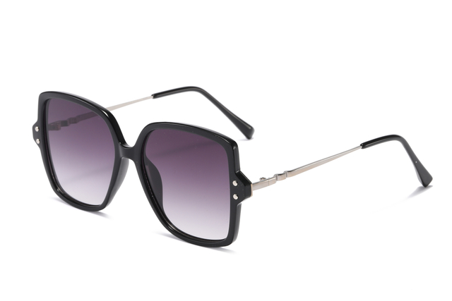 Gafas de sol de PC y metal con montura grande 81587