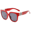 3440 Hardware de metal geométrico de marco de forma de mariposa en templos Gafas de sol de mujeres