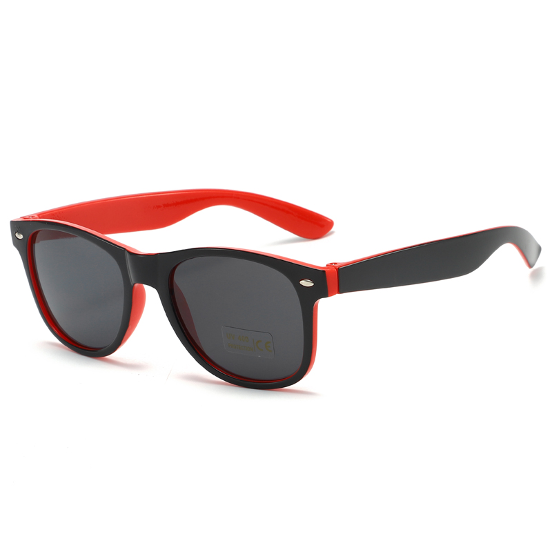 88163-12 Color negro afuera y color rojo dentro de bajo precio Gafas de sol de bicol para promocionar ventas